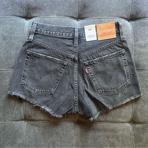 Levi’s 501 Original Fit High Rise Distressed Cutoff Black Denim Shorts - Picture 9 of 14